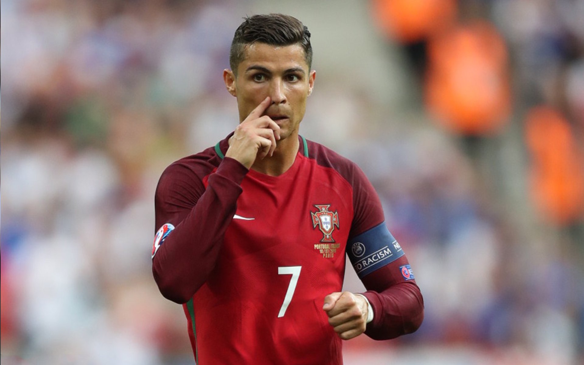 F1中国大奖赛回归日历 现场观众爆满见证冠军冲线